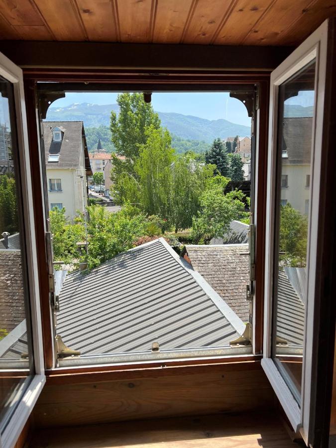 Top Floor Apartment With Mountain Views In The Centre Of Argeles Gazost Exteriör bild